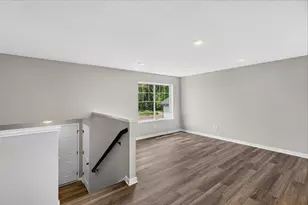 37559 Greenway Ave, North Branch, MN 55056 - Photo 4
