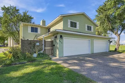 3531 Cloman Way, Inver Grove Heights, MN 55076 - Photo 2