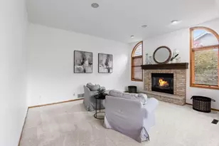 8370 W Lake Dr, Chanhassen, MN 55317 - Photo 14