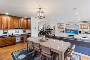 8370 W Lake Dr, Chanhassen, MN 55317 - Photo 8