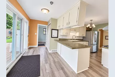 7913 5th Street NE, Fridley, MN 55432 - Photo 10