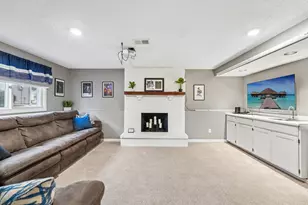 810 Clearbrook Ln, Vadnais Heights, MN 55127 - Photo 28