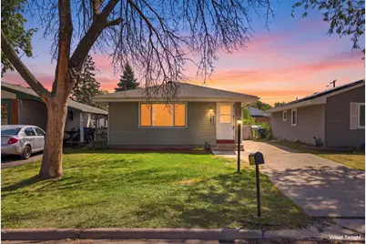 2336 12th Avenue E, North Saint Paul, MN 55109 - Photo 1