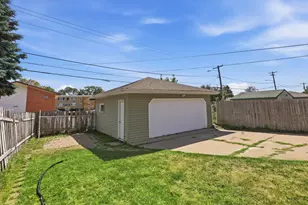 2336 12th Ave E, North Saint Paul, MN 55109 - Photo 8