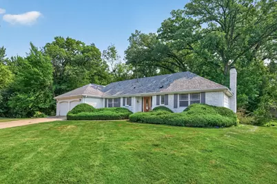 9923 Brookside Circle, Bloomington, MN 55431 - Photo 2