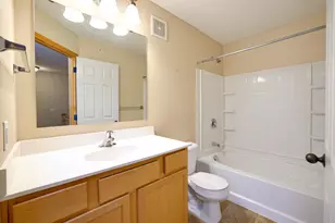 15529 Eagle Shore Dr, Apple Valley, MN 55124 - Photo 22