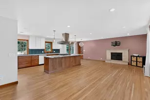 133 Craig Way NE, Fridley, MN 55432 - Photo 24