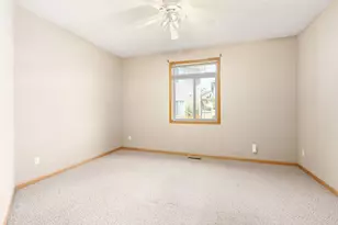 4121 Trumpeter Dr S E, Rochester, MN 55904 - Photo 24