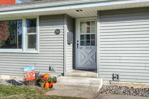 830 5th St W, Hastings, MN 55033 - Photo 18