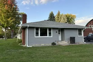 830 5th St W, Hastings, MN 55033 - Photo 1