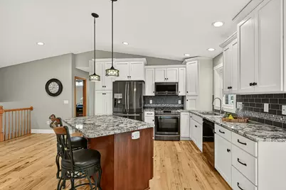 4640 Ruby Lane NW, Rochester, MN 55901 - Photo 12