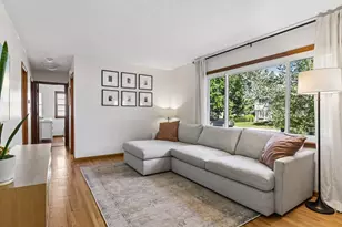4333 Diamond Dr, Eagan, MN 55122 - Photo 6