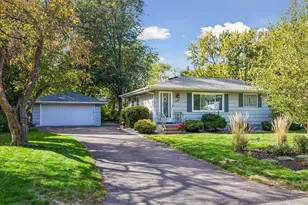 4333 Diamond Dr, Eagan, MN 55122 - Photo 2