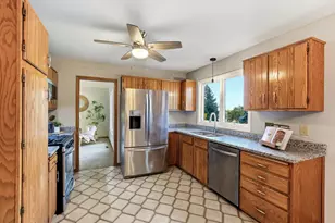 17330 Ipswich Way, Lakeville, MN 55044 - Photo 6