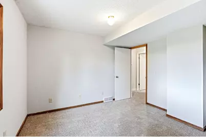 17330 Ipswich Way, Lakeville, MN 55044 - Photo 28