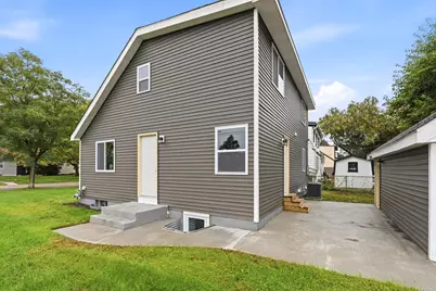 4533 Welcome Avenue N, Crystal, MN 55422 - Photo 6
