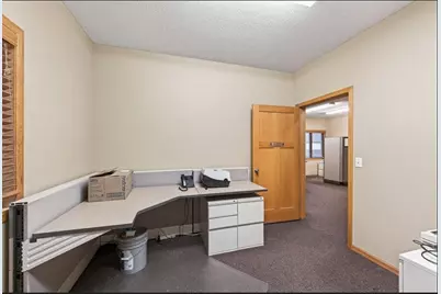 2115 County Road D E #200, Maplewood, MN 55109 - Photo 6