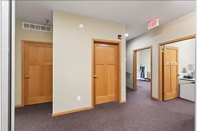 2115 County Road D E #200, Maplewood, MN 55109 - Photo 4