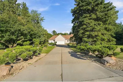 975 Jewel Avenue N, Lake Elmo, MN 55042 - Photo 4
