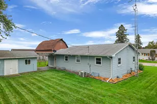 823 East Street S, Caledonia, MN 55921 - Photo 20