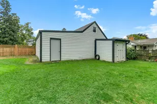 817 Kenwood Ln, Maplewood, MN 55117 - Photo 26