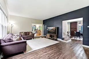 817 Kenwood Ln, Maplewood, MN 55117 - Photo 8