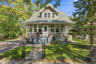 211 Morton Street E, Saint Paul, MN 55107 - Photo 26