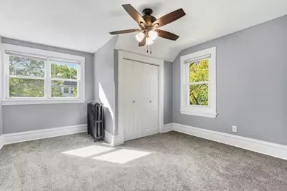 211 Morton Street E, Saint Paul, MN 55107 - Photo 14