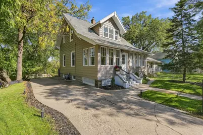211 Morton Street E, Saint Paul, MN 55107 - Photo 2