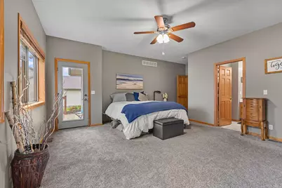 28329 Lakeside Lane, Lindstrom, MN 55045 - Photo 24