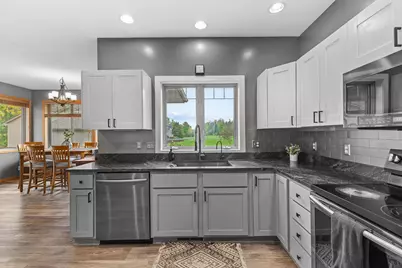 28329 Lakeside Lane, Lindstrom, MN 55045 - Photo 12