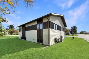 227 First Ave SW, Clearbrook, MN 56634 - Photo 4