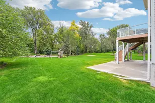 325 County Road B W, Roseville, MN 55113 - Photo 52