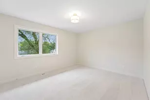 325 County Road B W, Roseville, MN 55113 - Photo 32