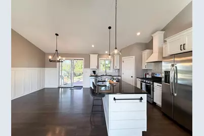 1657 Century Ridge Lane NE, Rochester, MN 55906 - Photo 4