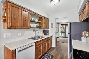 1802 Humboldt Ave, West Saint Paul, MN 55118 - Photo 12