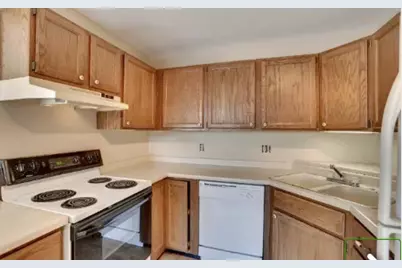 2240 Ridge Drive #33, Saint Louis Park, MN 55416 - Photo 14