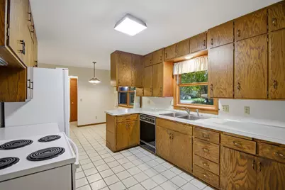 1480 Crestview Lane, Owatonna, MN 55060 - Photo 8