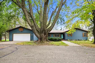 1480 Crestview Ln, Owatonna, MN 55060 - Photo 2
