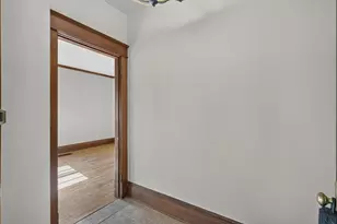 1007 Victoria St N, Saint Paul, MN 55103 - Photo 6