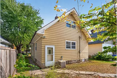 1007 Victoria Street N, Saint Paul, MN 55103 - Photo 38