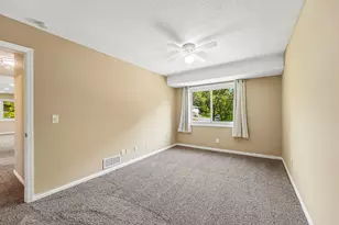 6852 MacBeth Cir, Woodbury, MN 55125 - Photo 18