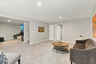6621 Carlisle Curve, Shakopee, MN 55379 - Photo 46