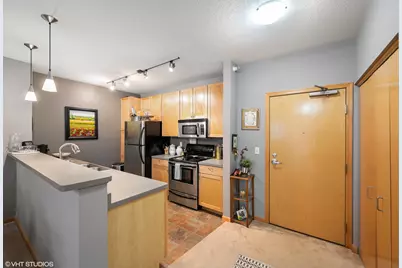 7601 Aldrich Avenue S #215, Richfield, MN 55423 - Photo 8