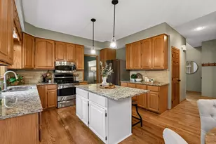 1929 Woodstone Dr, Victoria, MN 55386 - Photo 8