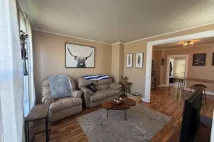 825 W 5th St, Winona, MN 55987 - Photo 2