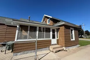 825 W 5th St, Winona, MN 55987 - Photo 18