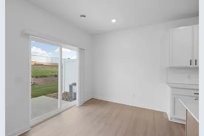 3524 Trails End Circle, Eagan, MN 55123 - Photo 4