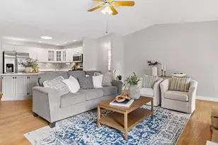 1860 Juneau Ln N, Plymouth, MN 55447 - Photo 10