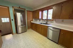 421 1st St, Moose Lake, MN 55767 - Photo 8